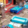 Vecinos de Tepito se vuelven virales por montar un 'parque acuático' en plena unidad habitacional