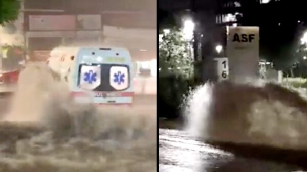 VIDEO: Potente corriente de agua arrastró una ambulancia en la Picacho-Ajusco