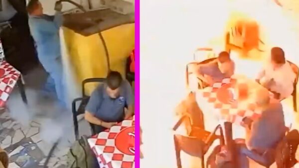 VIDEO: Difunden las terribles imágenes del flamazo en puesto de quesadillas y gorditas