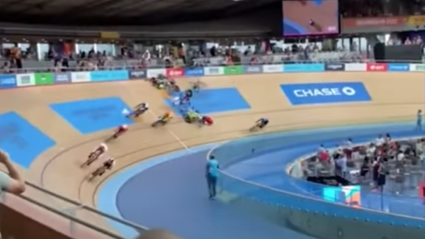 VIDEO: Así fue el brutal accidente que sufrió Matt Walls en los Juegos de la Commonwealth