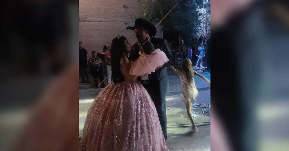 Quinceañera se desvanece en pleno baile en Coahuila y horas después muere