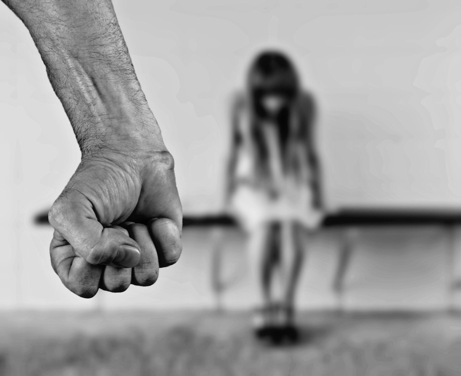 Mujer que prostituyó a su hija por 11 años es sentenciada a 10 años de prisión en Edomex