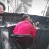 Captan a supuesta trabajadora del Metro durmiendo en una cabina de conducción