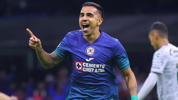 Cruz Azul consigue victoria de último minuto ante el León por 2-1: Resumen y goles
