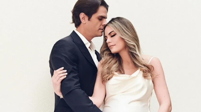 Ximena Navarrete y su esposo confirman que están en la dulce espera de su segundo hijo
