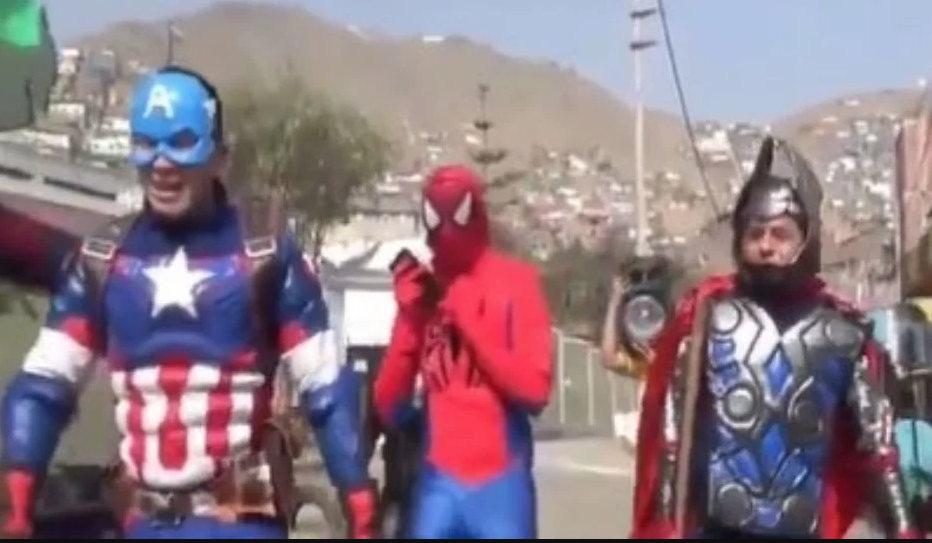 VIDEO: Policías vestidos de Avengers detienen a criminales durante la “Operación Marvel”