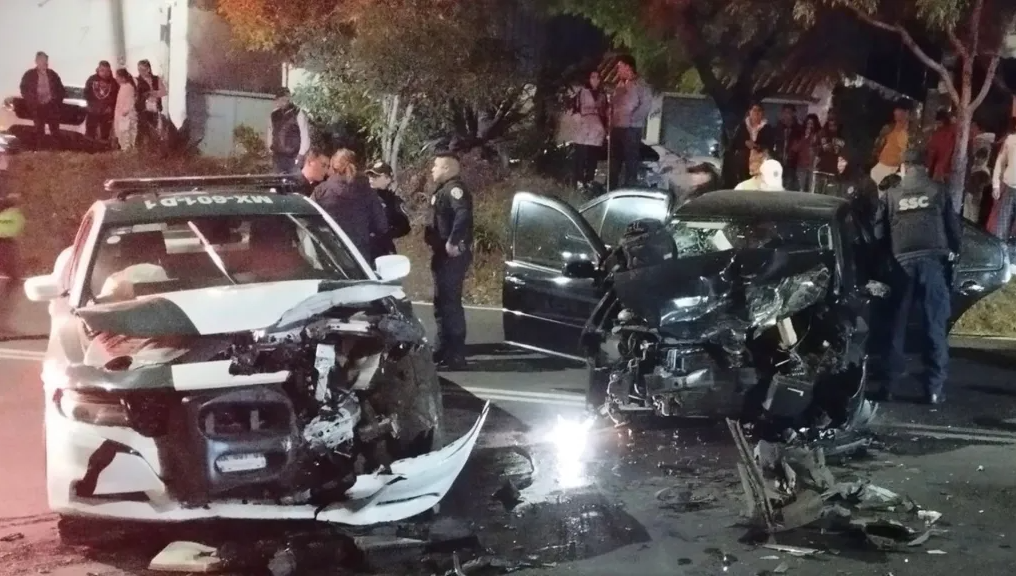 Accidente en el que estuvo involucrada una patrulla deja un muerto y tres lesionados en Tlalpan