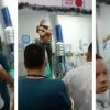 VIDEO: Joven poseído causa pánico en un hospital y los médicos estaban aterrados