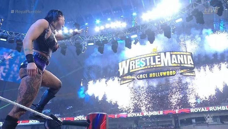 hea Ripley se convierte en la reina del Royal Rumble femenil 2023