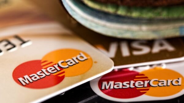 ¡Aligera la cuesta de enero! 3 tarjetas de crédito con meses sin intereses permanentes