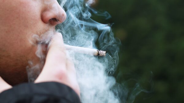Ley antitabaco: Entran en vigor nuevas restricciones para fumadores