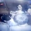 VIDEO: Elevador se desploma luego de que excedieran el limite de peso