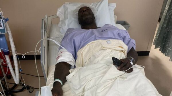 Shaquille O'Neal enciende las alertas tras publicar foto desde el hospital