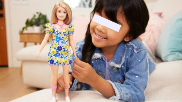 Sale a la venta la primera Barbie con síndrome de Down y así luce