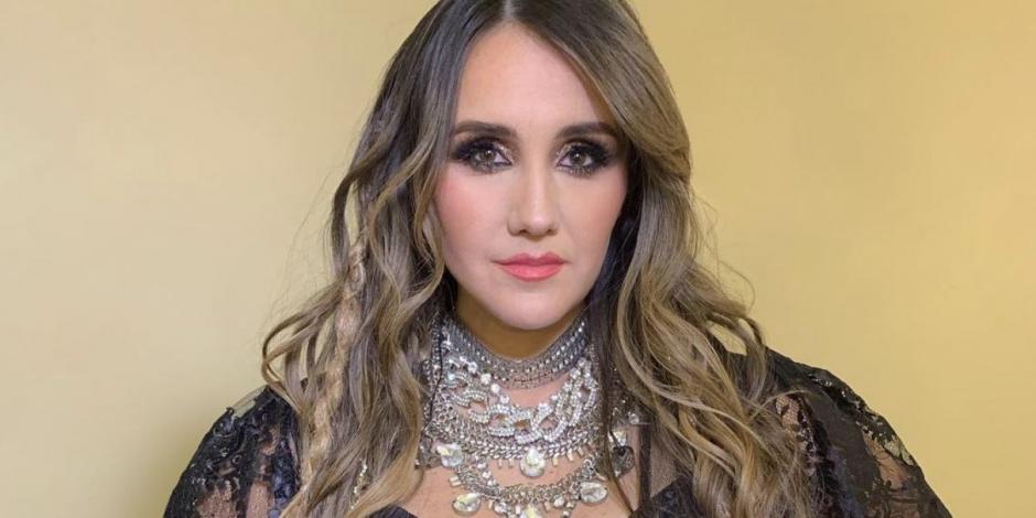 Dulce María sube fotos en poca ropa pero dicen que ya tiene "cuerpo de señora"