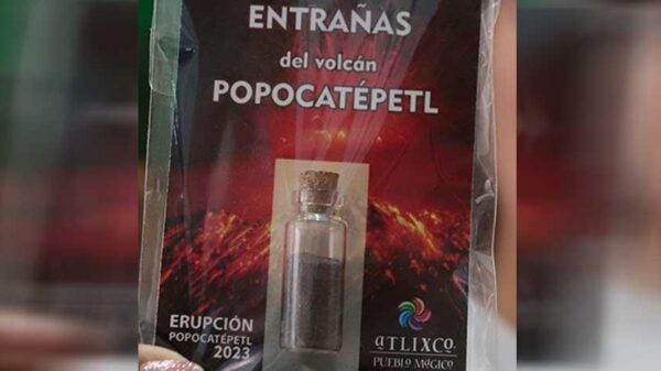 Venden cenizas del Popocatépetl y piden 11 mil pesos por kilo