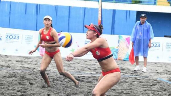 Atenas Gutiérrez y Abril Flores logran bronce en voleibol de playa de San Salvador 2023