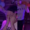 VIDEO: Mamá consiente a su hijo con bailarina exótica para celebrar su cumpleaños 18