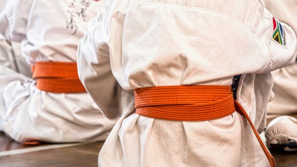 FUERTES IMÁGENES: Maestro de artes marciales mata a pequeño de 8 años en su primera clase