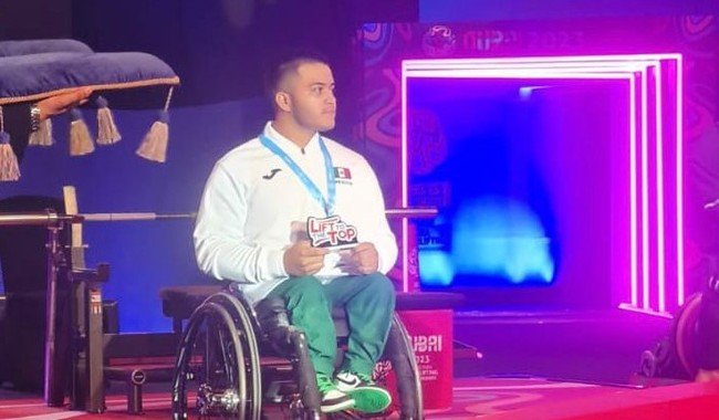 Andrik Martínez obtiene plata en Campeonato Mundial de Para Powerlifting
