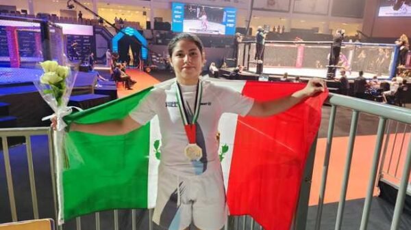 Frida Covarrubias gana medalla de plata en Campeonato Mundial Juvenil de AMM