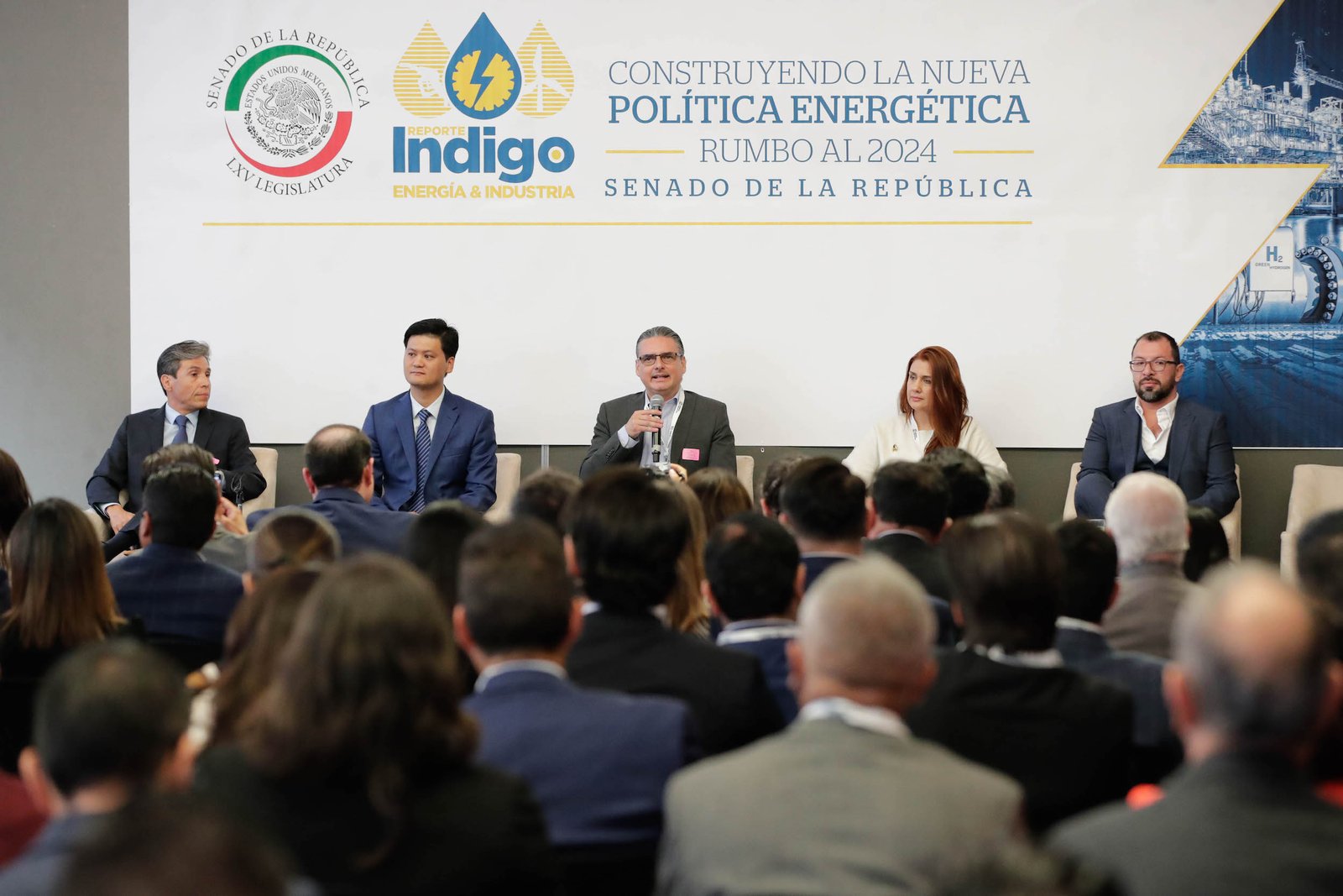 México requiere nueva política energética en 2024, destacan en el Senado