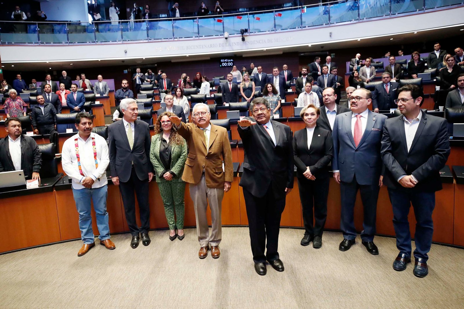 Ratifican a Héctor Sánchez y Tito Rubín como consejeros independientes de CFE