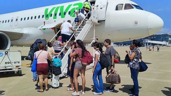 Primera jornada del puente aéreo humanitario para Acapulco por huracán Otis realizó 14 vuelos: SICT