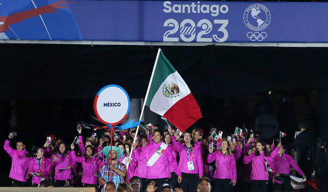 México desfila en histórica inauguración de Juegos Panamericanos Santiago 2023