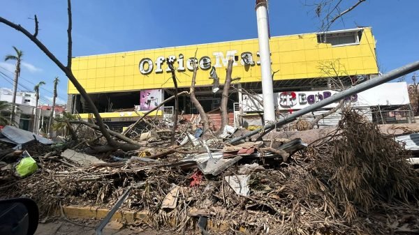 Cobertura especial: Así luce Acapulco entre escombros y devastación