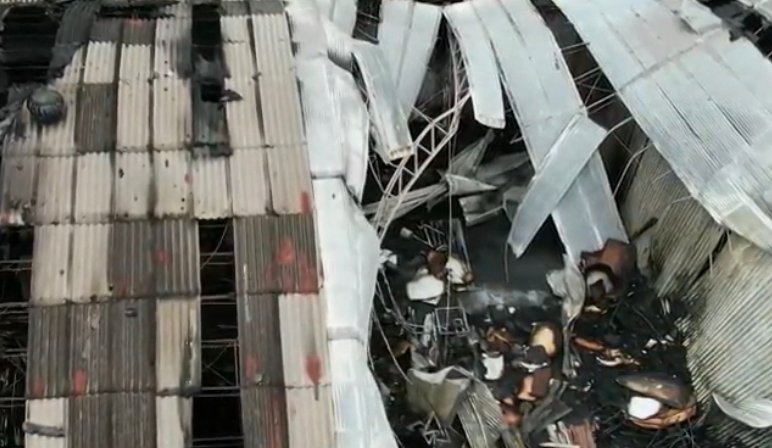 Solo daños materiales provocó el incendio de una bodega en la CDMX ...