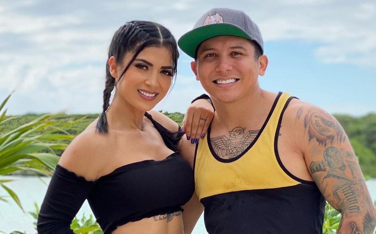 Edwin Luna comparte foto íntima de Kimberly Flores y el público le recuerda el pasado a su esposa