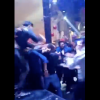 VIDEO: Graban a famoso cantante en brutal pelea con sus propios fans