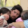 Álex Fernández comparte tierno video del momento en que sus hijas se conocieron