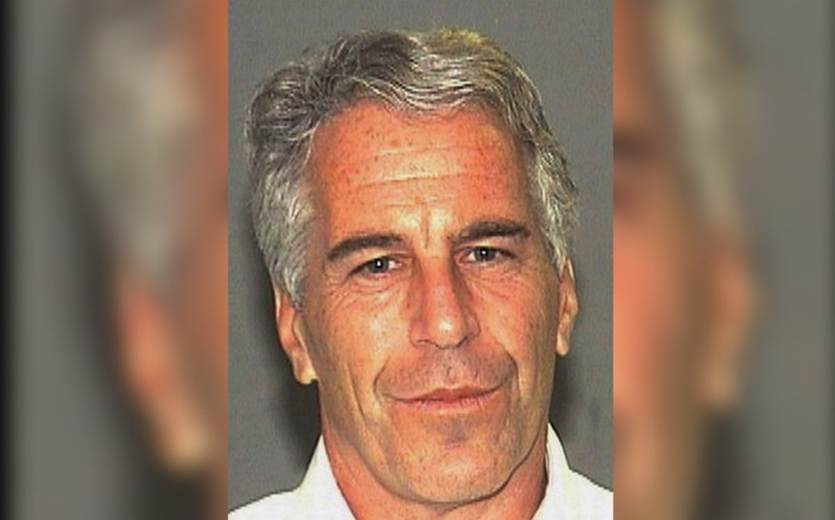 Surgen nuevas revelaciones y testimonio de un agente vinculado al caso de Jeffrey Epstein