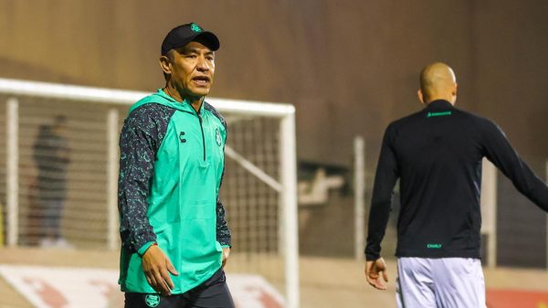Ignacio Ambriz se convierte en el nuevo director técnico de Santos
