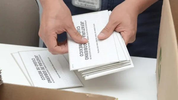 Cierra registro para votar desde extranjero con más de 220 mil solicitudes