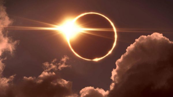 Eclipse total de Sol: México se prepara para 5 minutos de oscuridad total
