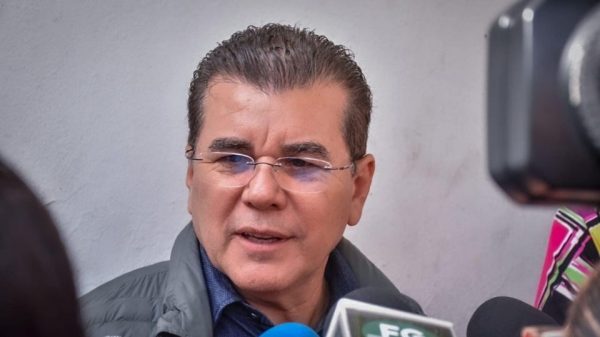 Alcalde de Mazatlán niega represión a músicos de banda y culpa a empresarios