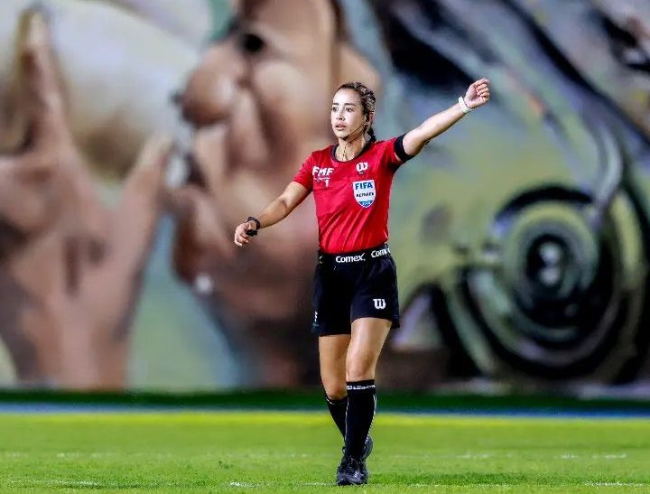 Katia Itzel García hará historia y debutará como árbitra central en Liga MX varonil