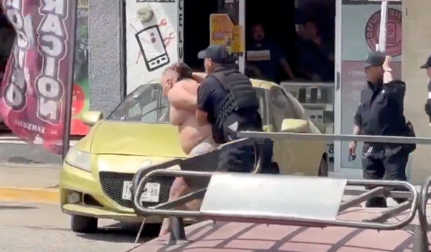 VIDEO: Detienen al luchador Shocker sin ropa y bastante alterado