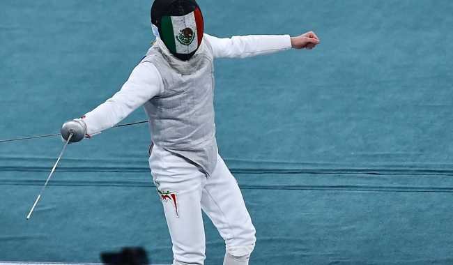 Diego Cervantes gana medalla de plata en Preolímpico de Esgrima en Costa Rica