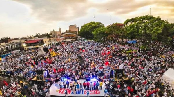 Xóchitl Gálvez promete rescatar a Morelos de la inseguridad en espectacular cierre de campaña con Lucy Meza