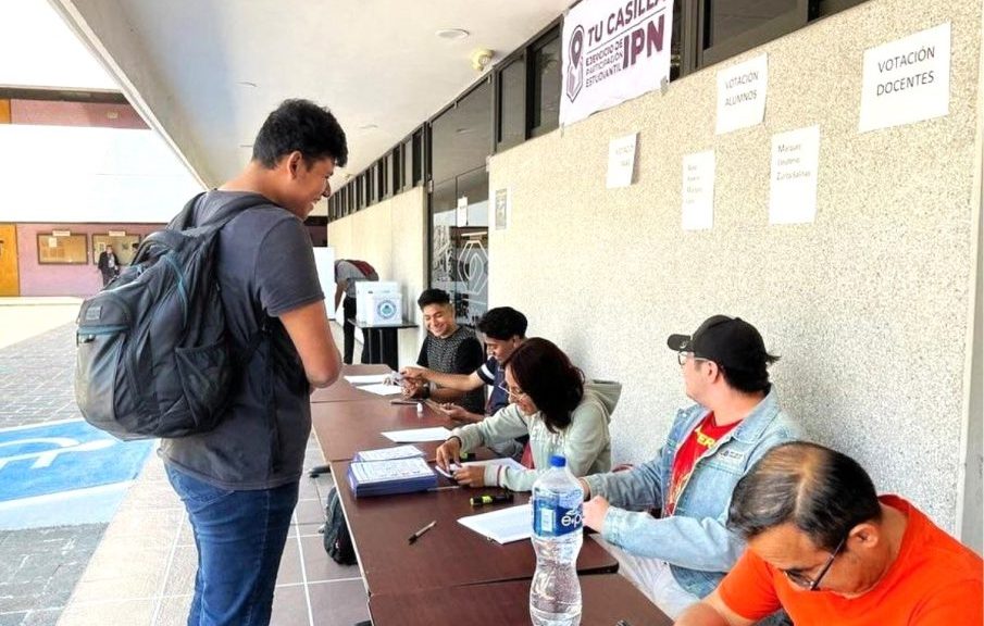 Realizan imulacro Electoral Universitario: ¿Ganó Claudia, Xóchitl o Máynez?