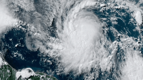 Huracán Beryl alcanza fuerza de categoría 5 y se prevé que podría ser potencialmente catastrófico