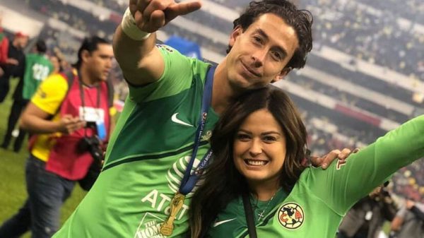 Mariana Echeverría se Reencuentra con su Familia