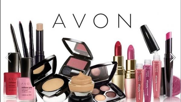 Avon se declara en quiebra ¿Qué será de las vendedoras por catálogos?