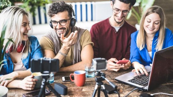 Juventud y Tecnología: El motor del futuro laboral y la innovación