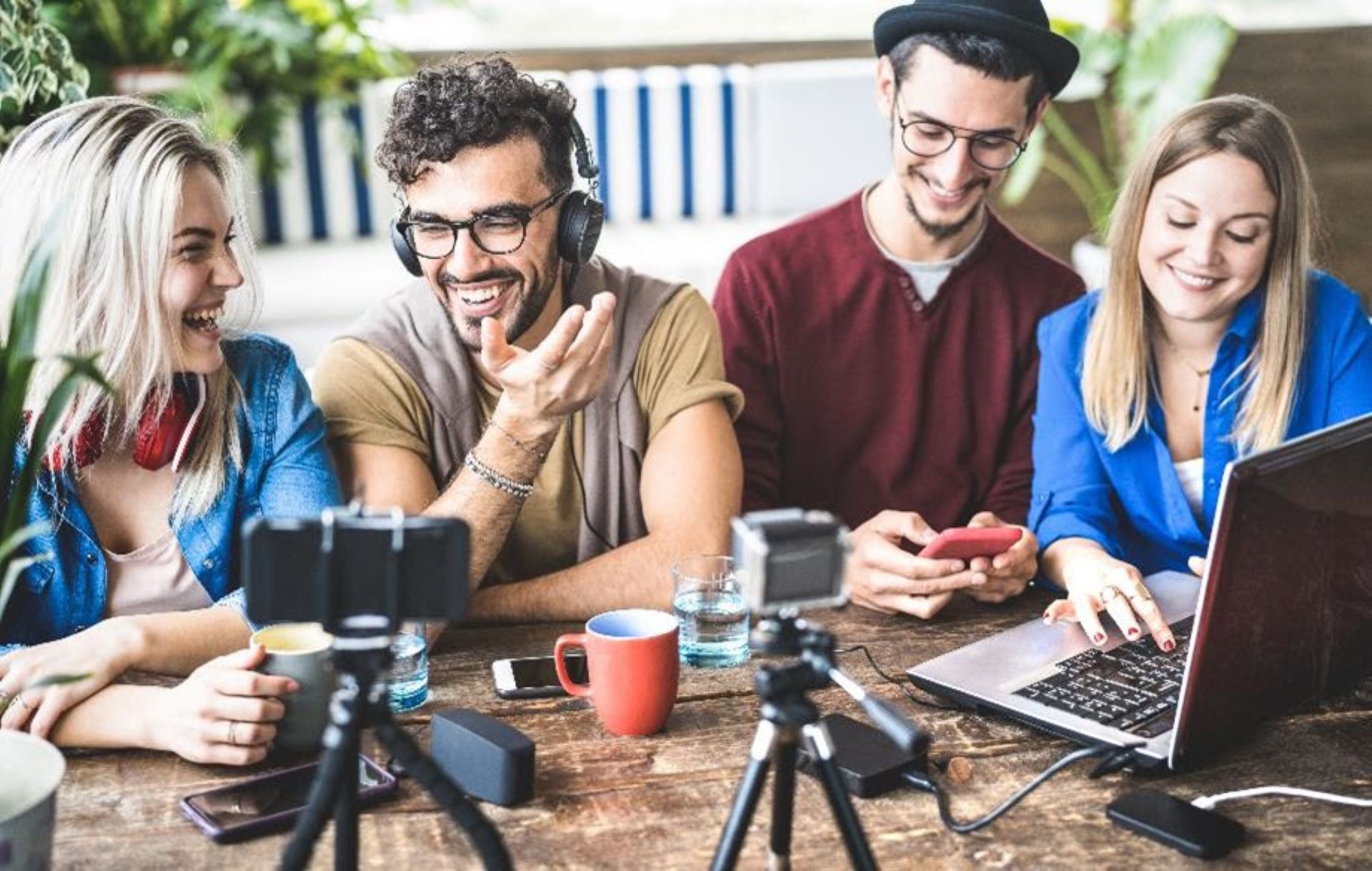 Juventud y Tecnología: El motor del futuro laboral y la innovación