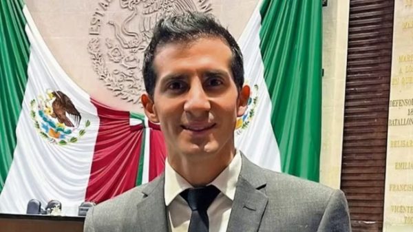 Rommel Pacheco refrenda compromiso con deporte de México